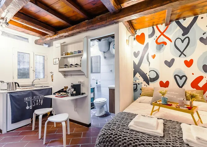 Our House Trastevere Διαμέρισμα *